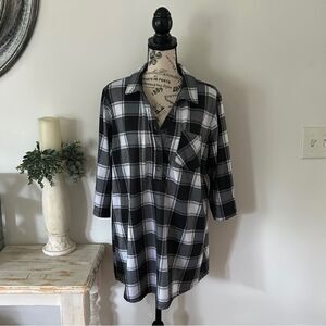 BLAIR Size Large Cozy 3/4 Sleeve White & Black Plaid Tunic